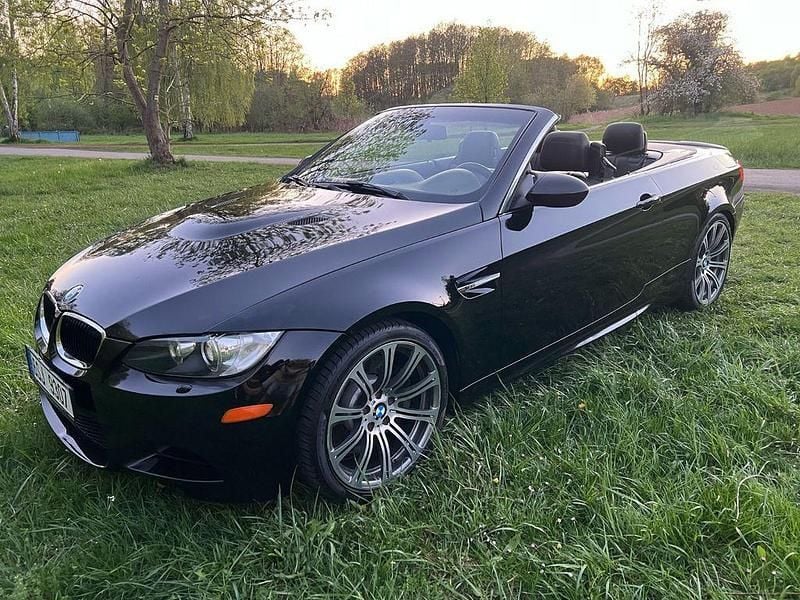 Schwarz Gebraucht 2011 BMW M3 Cabriolet Performance Cabrio | 29.400 € (Fairer Preis) - Bild 1/4