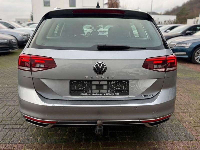 Gebraucht VW Passat Elegance 200 PS (147 kW) 2024 Silber Kombi