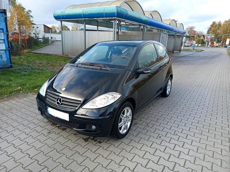 Schwarz Gebraucht 2005 Mercedes A150 Van / Kleinbus | 3.690 € (Teuer) - Bild 1/4