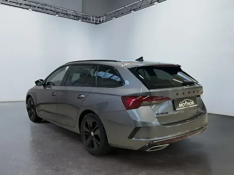Gebraucht Skoda Octavia RS 200 PS (147 kW) 2022 Graphitegrau Kombi