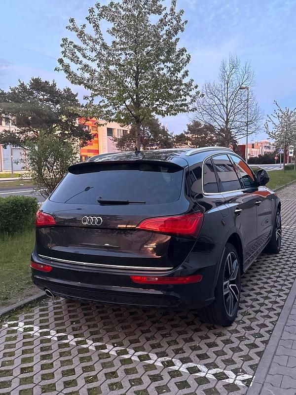 Gebraucht Audi Q5 S-Line 190 PS (139 kW) 2017 Schwarz SUV