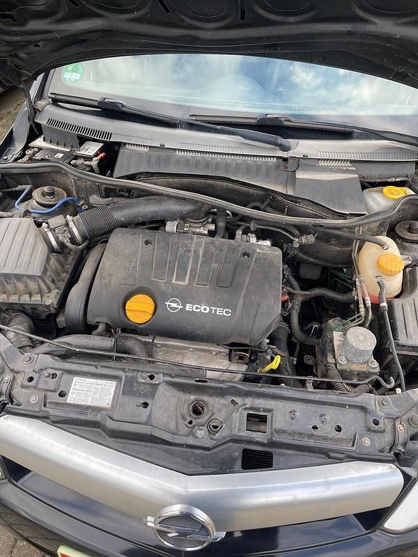 Gebraucht Opel Tigra 125 PS (91 kW) 2007 Schwarz Cabrio