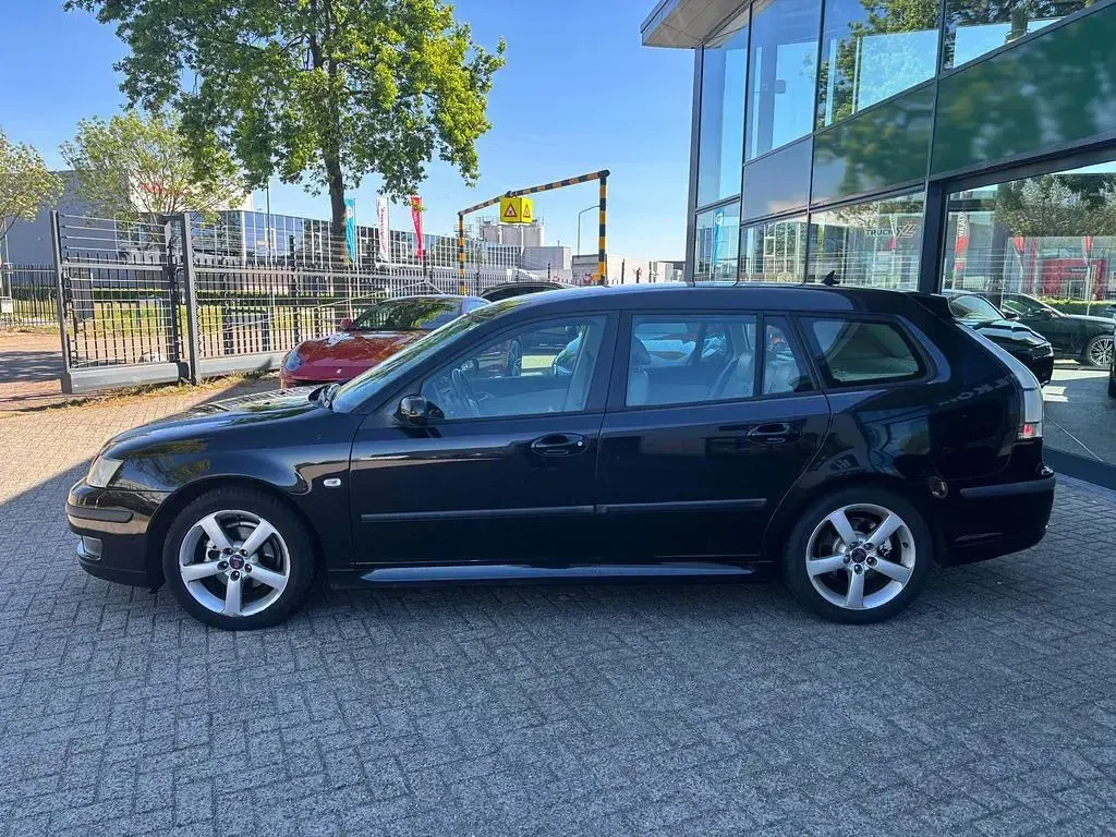 Usata Saab 9-3 Vector 150 CV (110 kW) 2007 Nero Station wagon