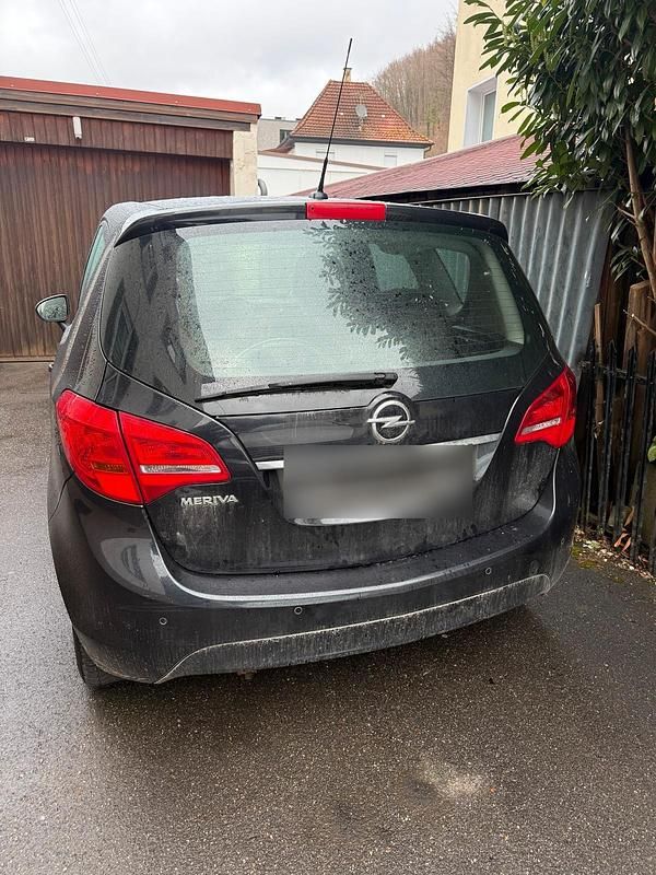 Gebraucht Opel Meriva Active 120 PS (88 kW) 2013 Schwarz Van / Kleinbus