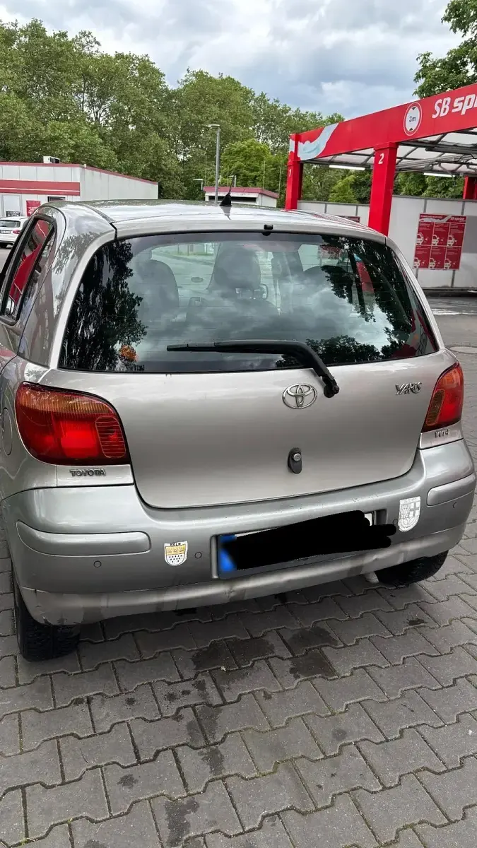 Gebraucht Toyota Yaris 87 PS (63 kW) 2005 Grau Kleinwagen