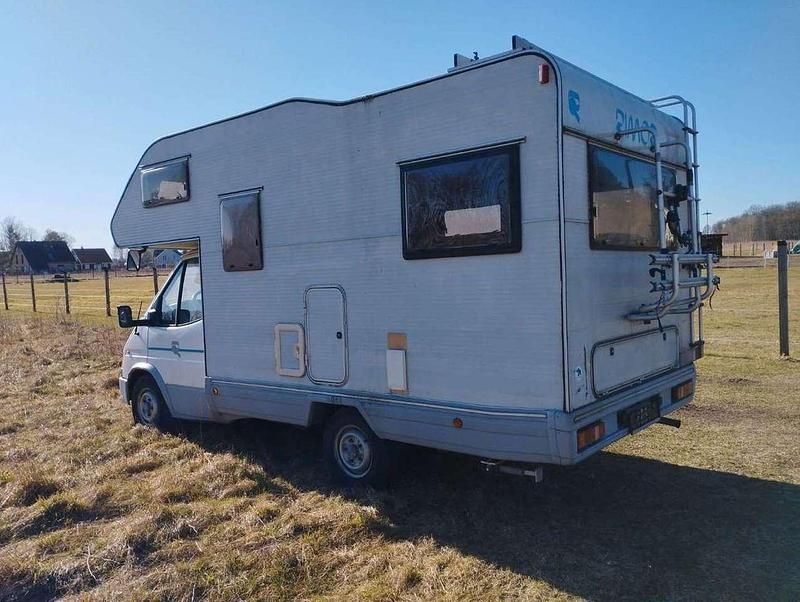 Second-hand Ford Transit 80 CP (58 kW) 1993 Alb Hatchback