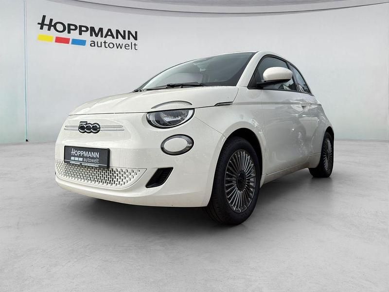 Gebraucht Fiat 500e 86 kW (118 PS) 2023 Weiß Limousine