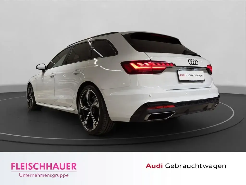 Gebraucht Audi A4 Business 204 PS (150 kW) 2023 Weiss Kombi