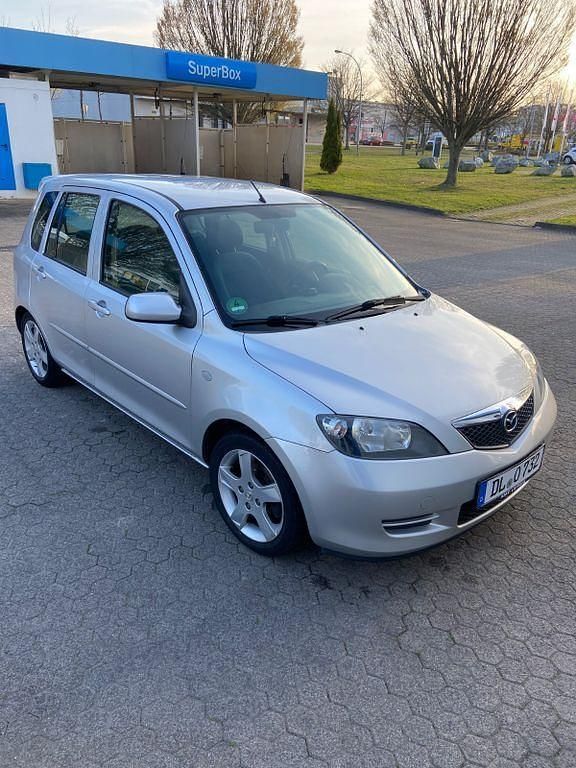 Second-hand Mazda 2 80 CP (58 kW) 2004 Gri Hatchback