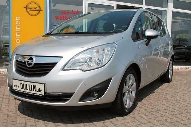 Gebraucht Opel Meriva Edition 140 PS (102 kW) 2012 Silber Van / Kleinbus