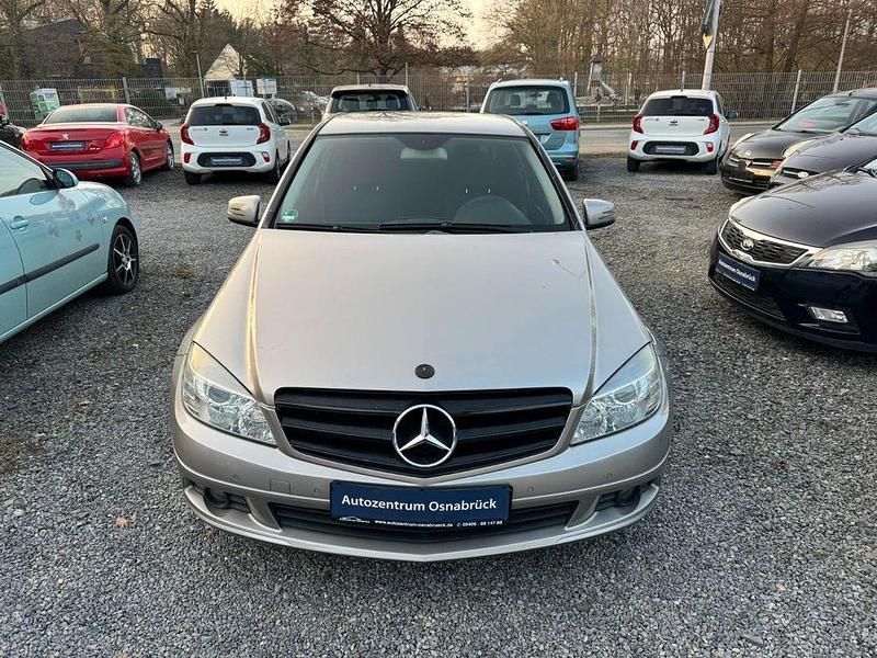 Gebraucht Mercedes C180 156 PS (114 kW) 2008 Silber Limousine