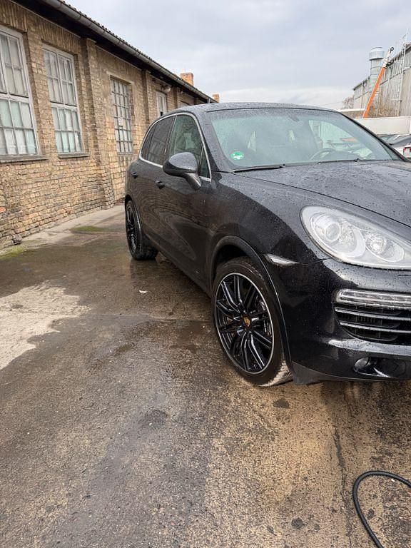 Gebraucht Porsche Cayenne 245 PS (180 kW) 2013 Schwarz SUV