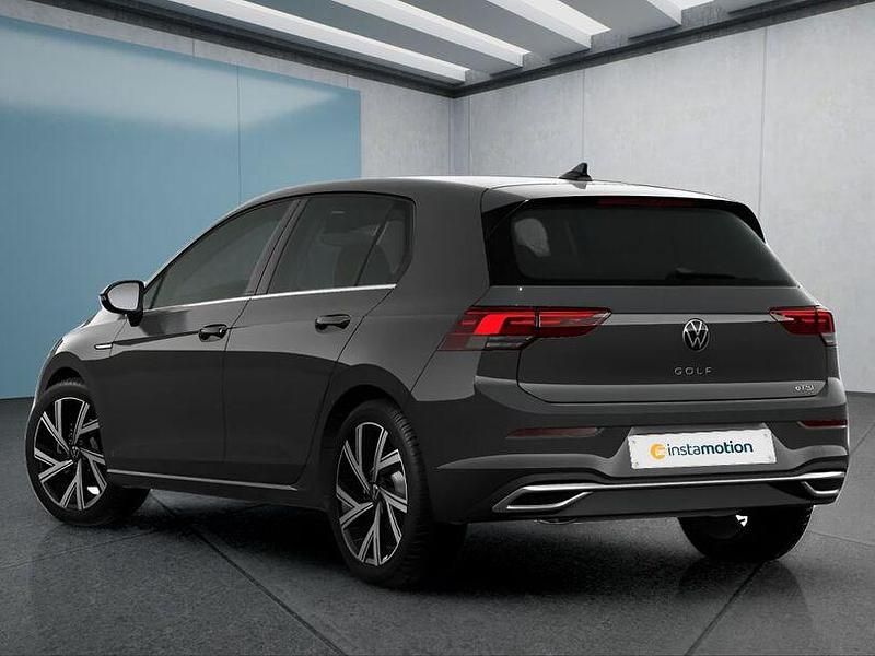 Gebraucht VW Golf VIII 131 PS (96 kW) 2024 Grau Kleinwagen