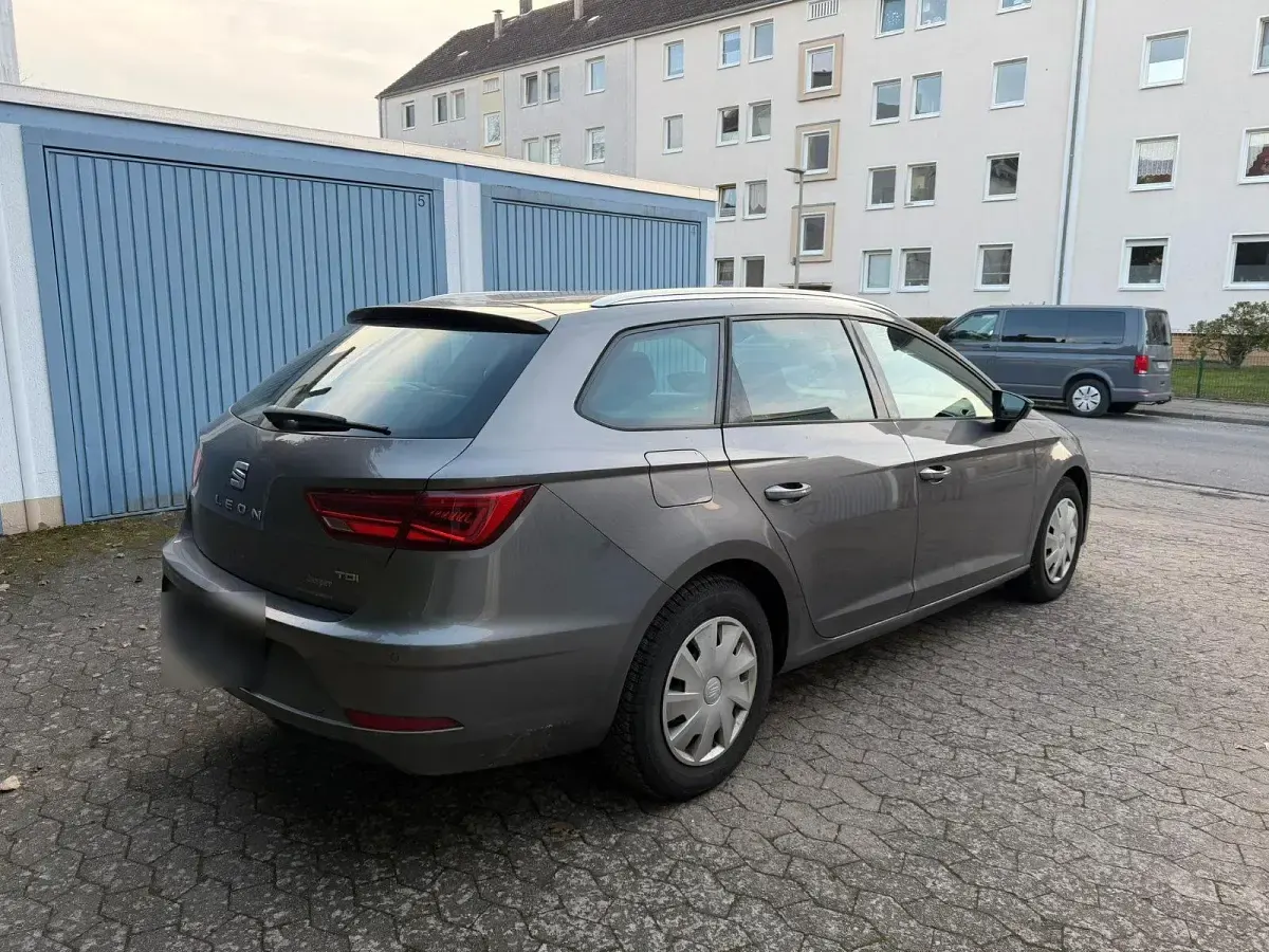 Gebraucht Seat Leon ST 116 PS (85 kW) 2017 Grau Kombi