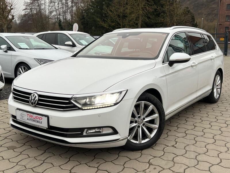 Weiß Gebraucht 2019 VW Passat R-line Kombi | 15.950 € (Fairer Preis) - Bild 1/4