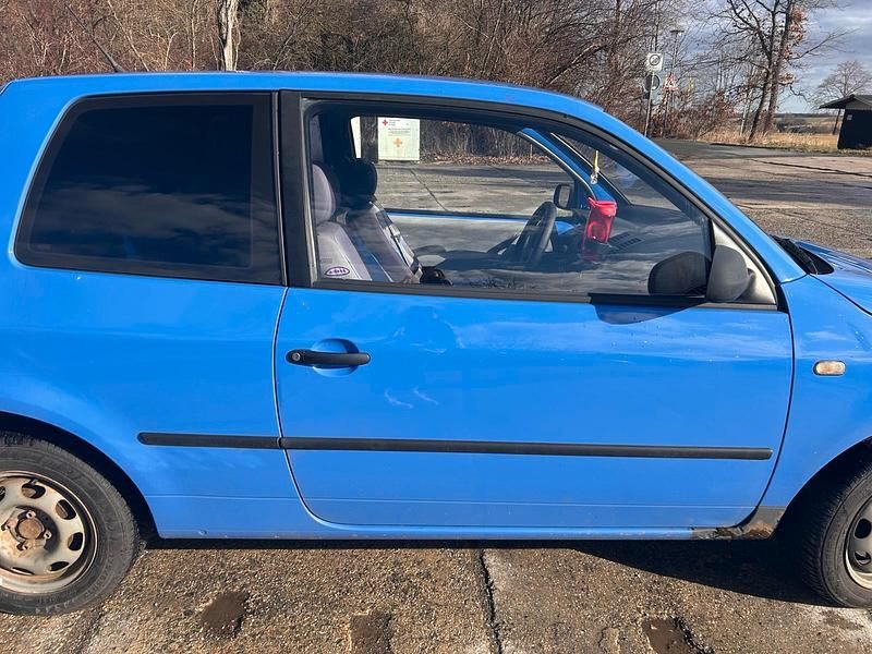 Gebraucht VW Lupo 75 PS (55 kW) 1999 Blau Kleinwagen