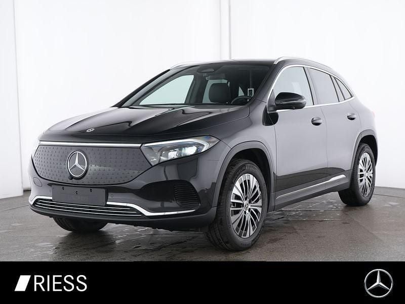 Metalliclack kosmosschwarz Gebraucht 2025 Mercedes EQA300 SUV | 39.900 € (Fairer Preis) - Bild 1/4