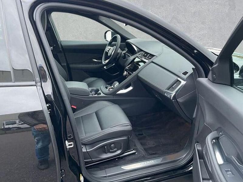 Gebraucht Jaguar E-Pace R-Dynamic 253 PS (186 kW) 2023 Schwarz SUV