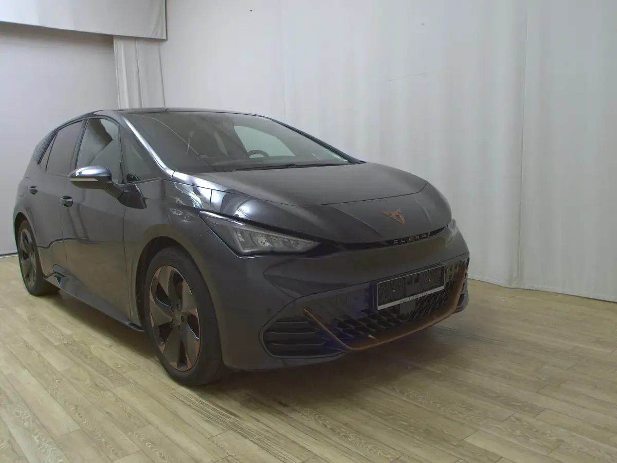 Second-hand Cupra Born 169 kW (231 CP) 2023 Gri Hatchback