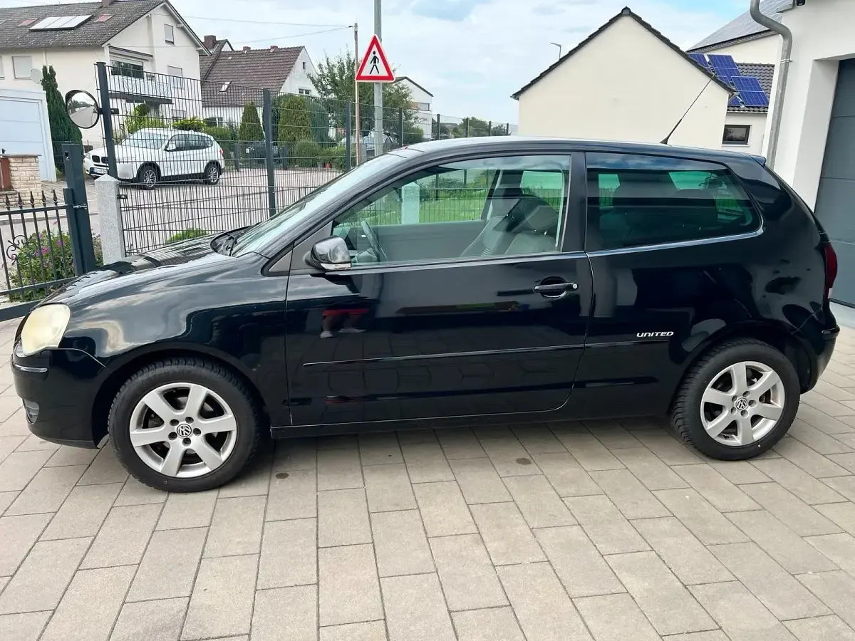 Gebraucht VW Polo 80 PS (58 kW) 2008 Schwarz Kleinwagen