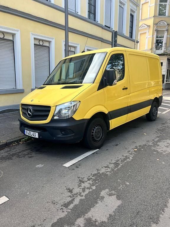 Gelb Gebraucht 2015 Mercedes Sprinter Van | 8.650 € (Superpreis) - Bild 1/4
