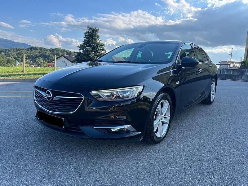 Schwarz Gebraucht 2019 Opel Insignia Sport Limousine | 12.190 € (Guter Preis) - Bild 1/4