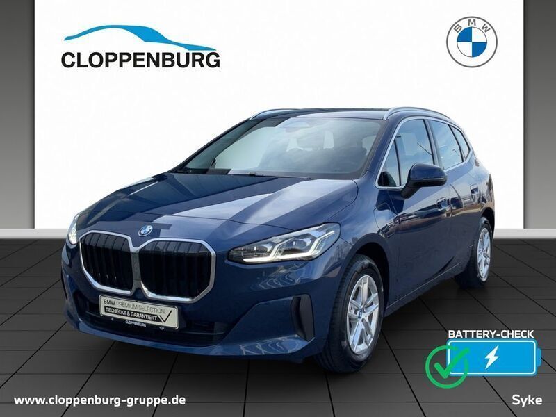 Blau Gebraucht 2023 BMW 225 Performance Kombi | 31.799 € (Fairer Preis) - Bild 1/4
