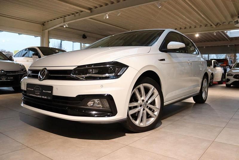 Weiß Gebraucht 2019 VW Polo Highline Limousine | 22.490 € - Bild 1/4