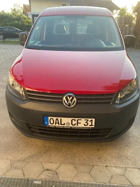 Gebraucht VW Caddy 109 PS (80 kW) 2012 Rot Van / Kleinbus