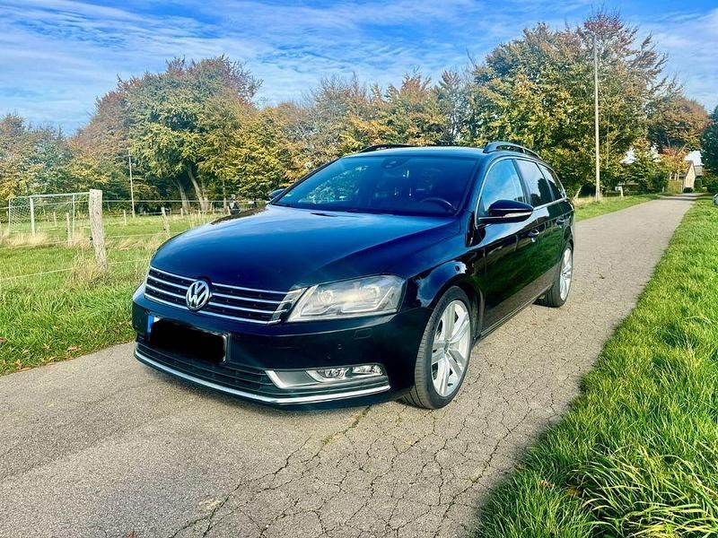 Gebraucht VW Passat Highline 140 PS (102 kW) 2013 Schwarz Limousine