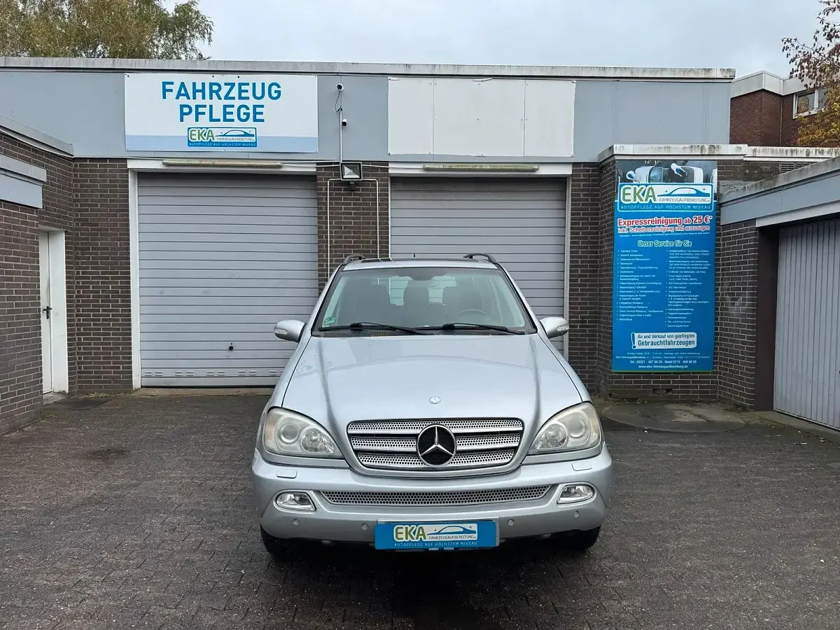 Brugt Mercedes ML270 163 HK (119 kW) 2004 Sølv SUV