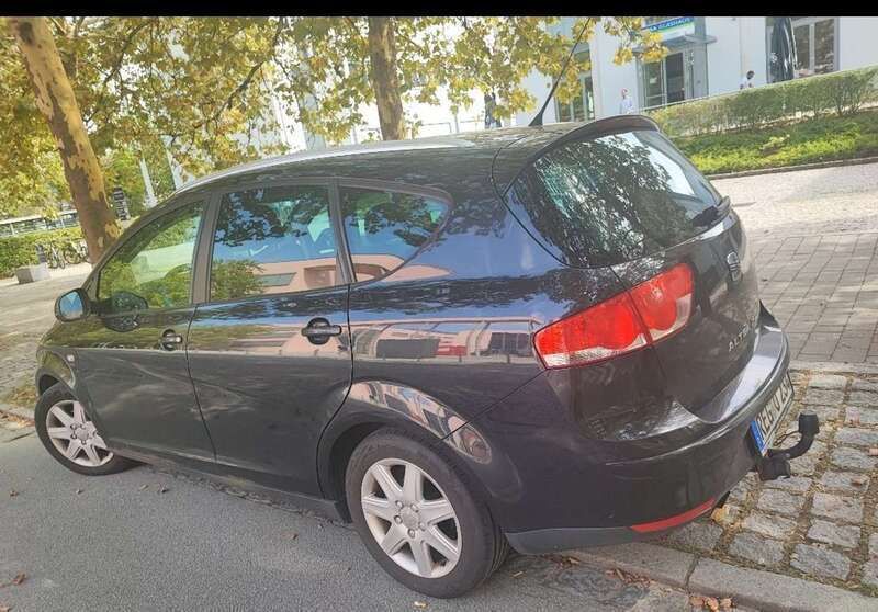 Schwarz Gebraucht 2008 Seat Altea XL Stylance Van / Kleinbus | 2.000 € (Guter Preis) - Bild 1/3