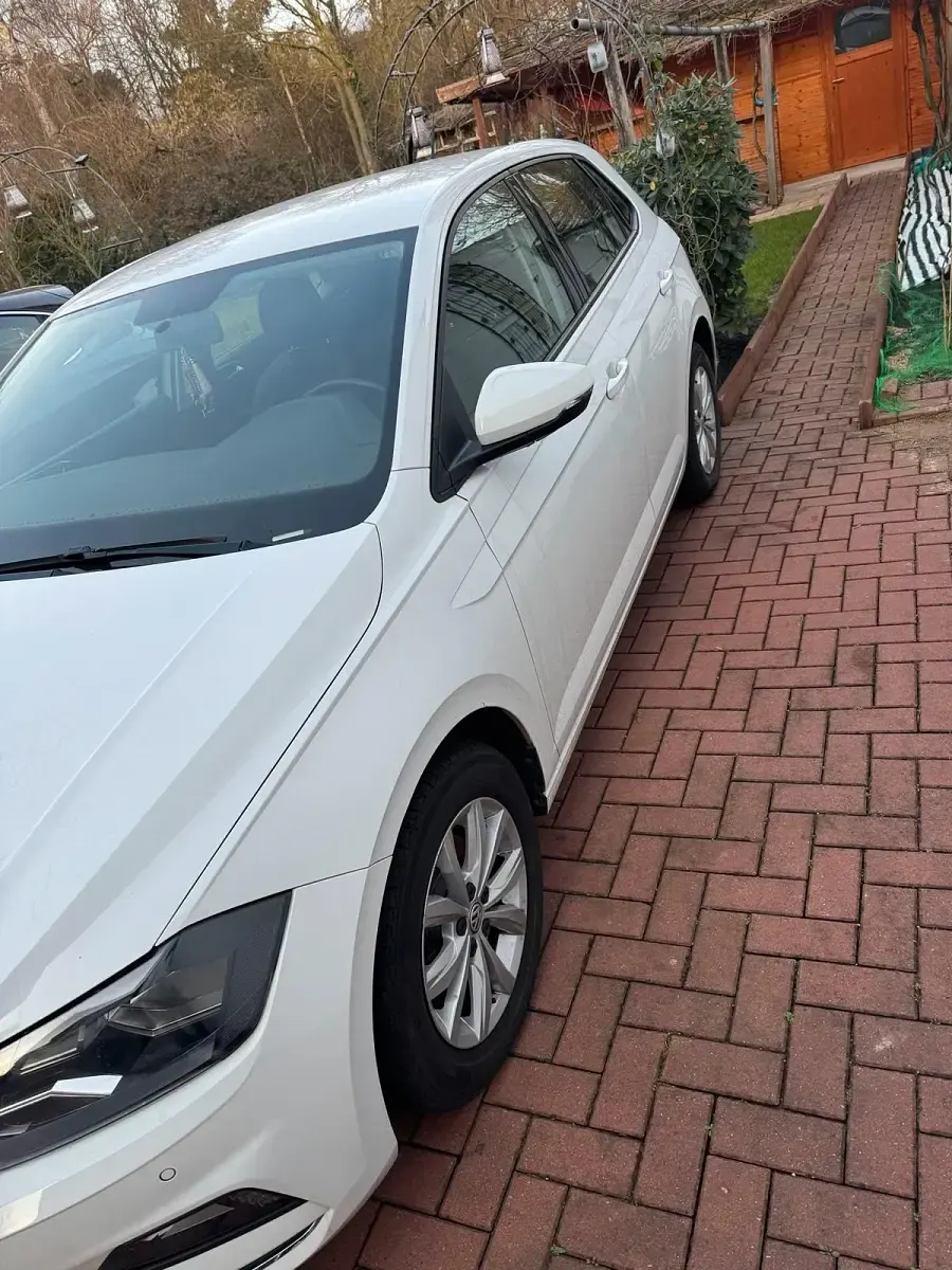 Gebraucht VW Polo 95 PS (69 kW) 2018 Weiß Kleinwagen