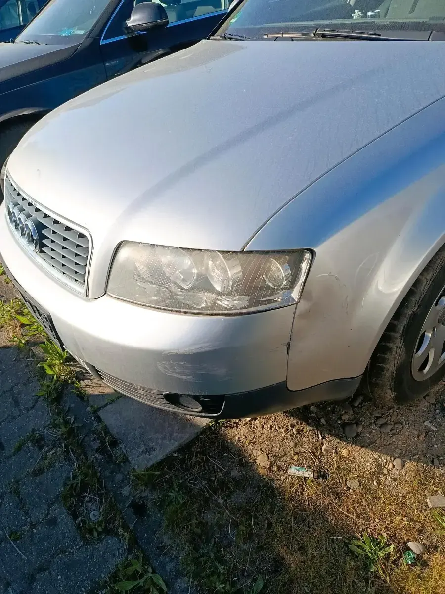 Second-hand Audi A4 130 CP (95 kW) 2001 Gri Berlinǎ
