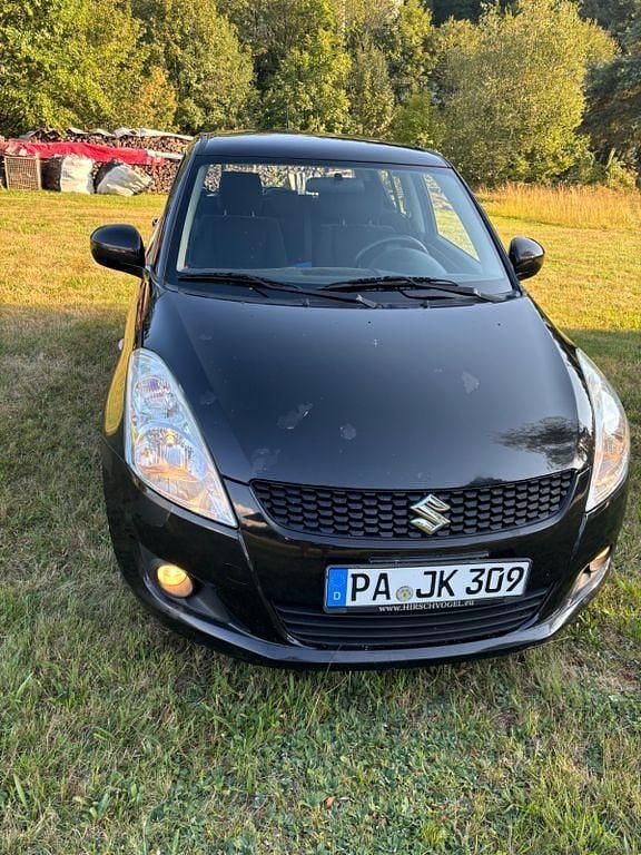Gebraucht Suzuki Swift 94 PS (69 kW) 2011 Schwarz Kleinwagen