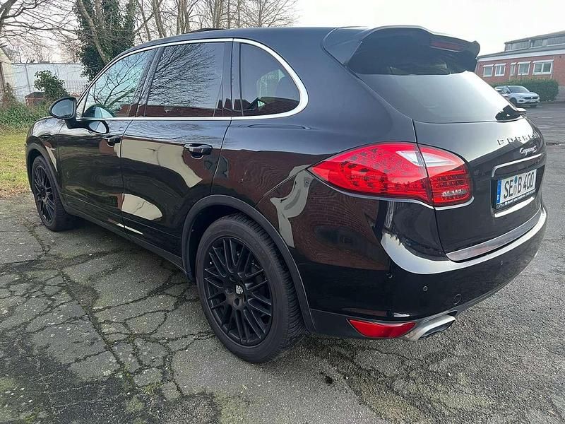 Gebraucht Porsche Cayenne S 382 PS (280 kW) 2013 Tiefschwarzmetallic SUV