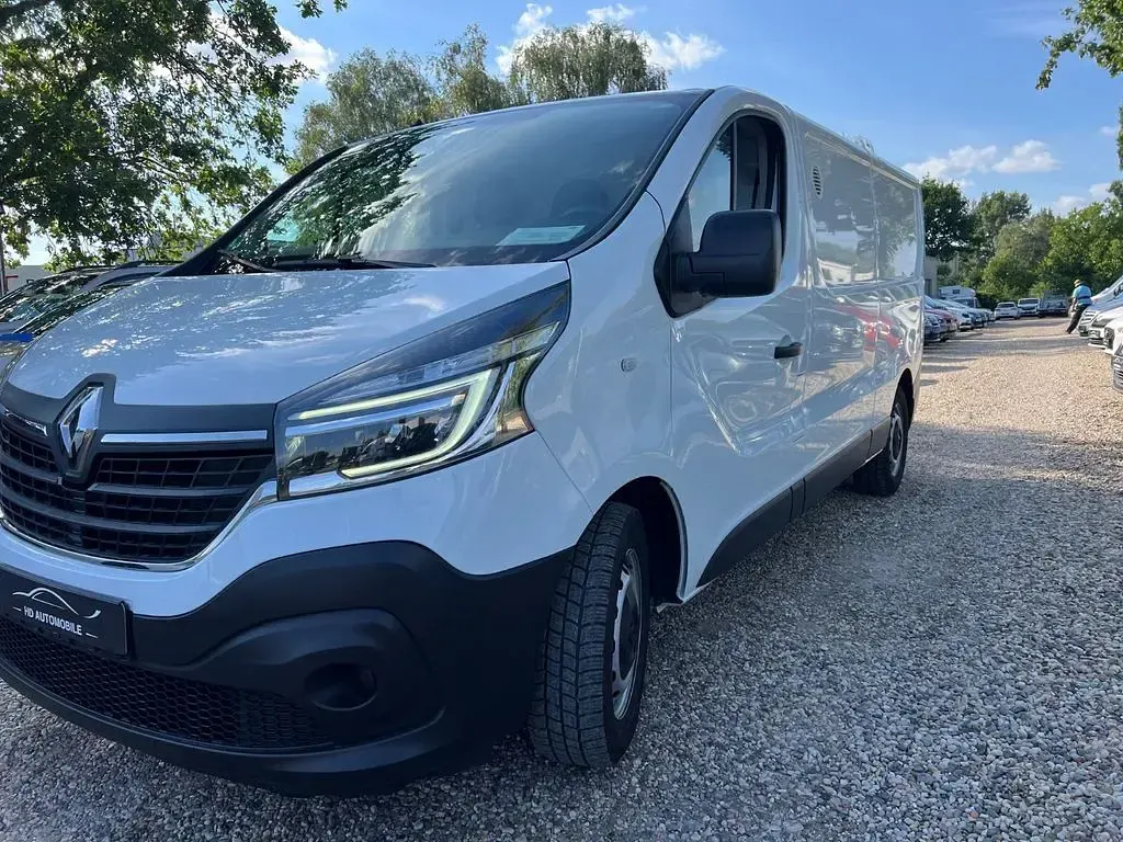 Gebraucht Renault Trafic Komfort 120 PS (88 kW) 2021 Weiß Van / Kleinbus