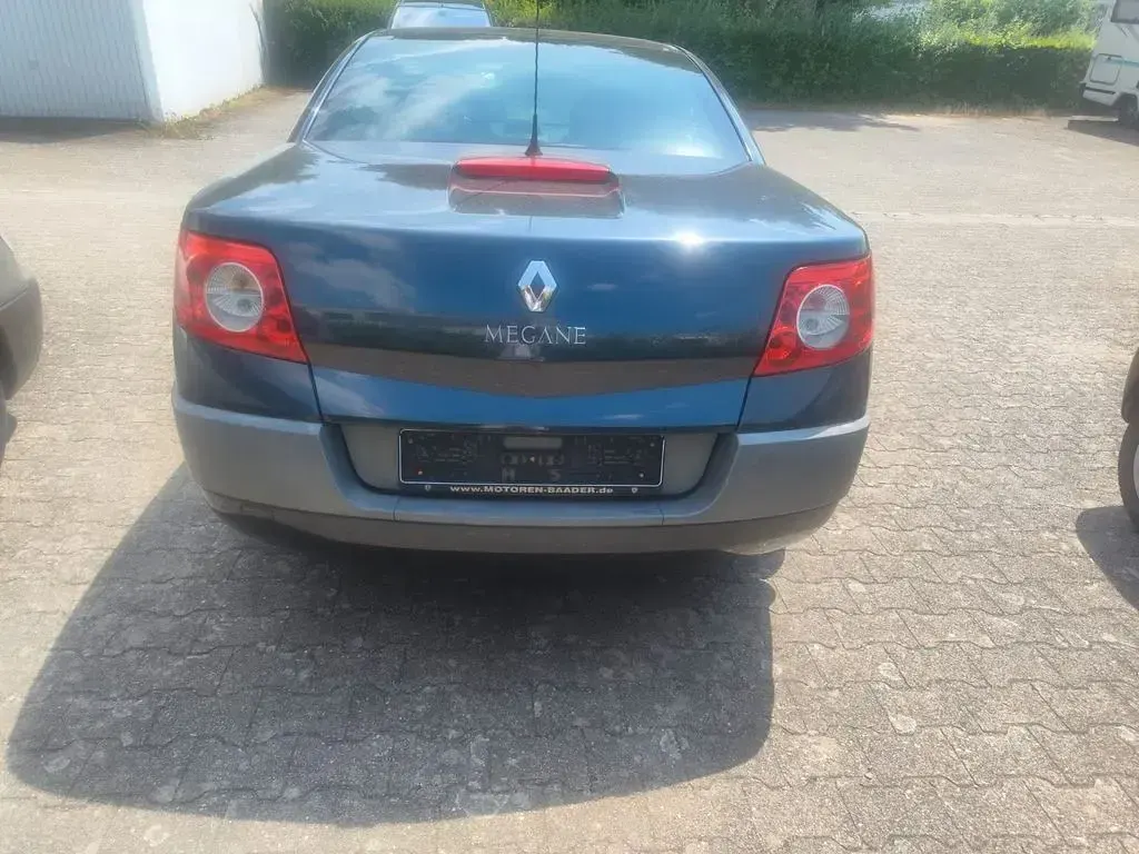 Gebraucht Renault Mégane Cabriolet Dynamique 135 PS (99 kW) 2005 Grau Cabrio