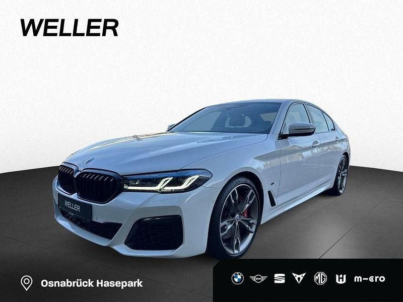 Alpinweiss iii (weiß) Gebraucht 2022 BMW M550 M Sport Limousine | 59.980 € (Fairer Preis) - Bild 1/4