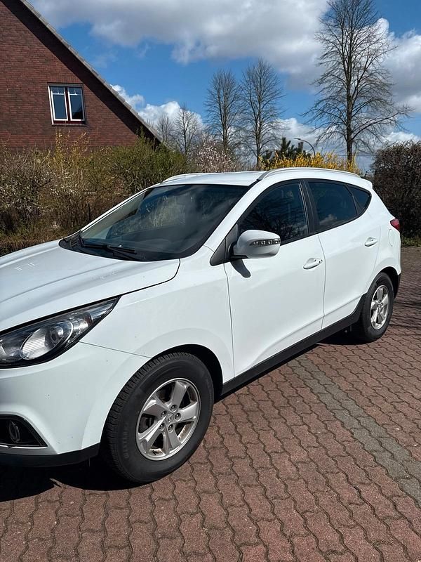Gebraucht Hyundai ix35 163 PS (119 kW) 2010 Weiß SUV
