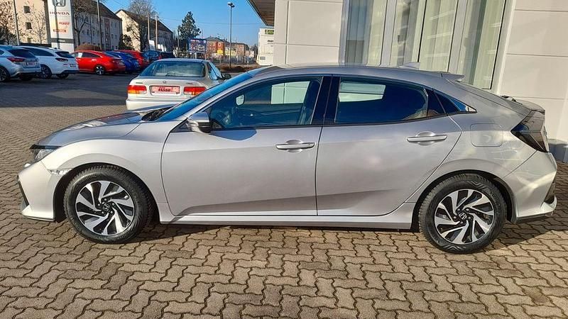 Gebraucht Honda Civic 126 PS (92 kW) 2021 Silber Limousine