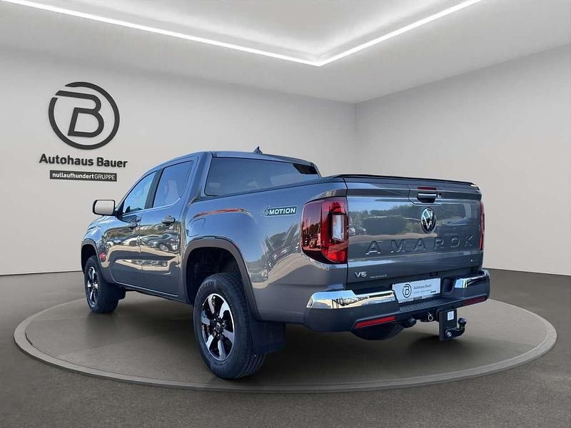 Neu VW Amarok 241 PS (177 kW) 2025 Grau Pickup