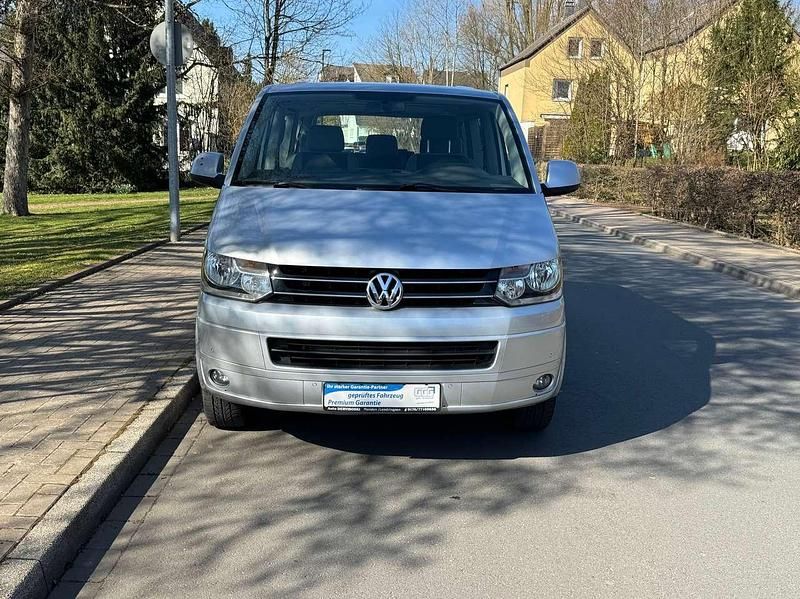 Gebraucht VW T5 Comfortline 179 PS (131 kW) 2013 Reflexsilber metallic Van