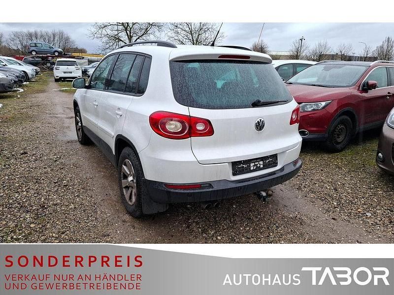 Gebraucht VW Tiguan 200 PS (147 kW) 2010 Candyweiß SUV