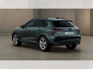 Neu Audi Q3 150 PS (110 kW) 2026 Grün (salbeigrün) SUV