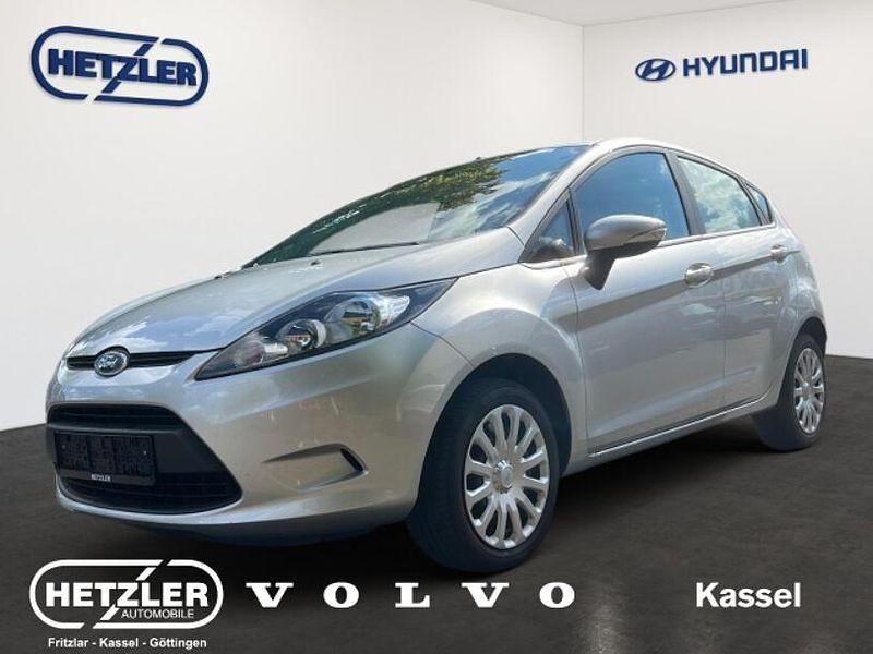 Silber Gebraucht 2010 Ford Fiesta Trend Kleinwagen | 5.990 € (Etwas zu teuer) - Bild 1/4