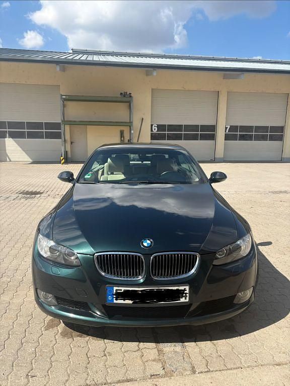 Gebraucht BMW 325 Cabriolet Performance 218 PS (160 kW) 2007 Grün Cabrio