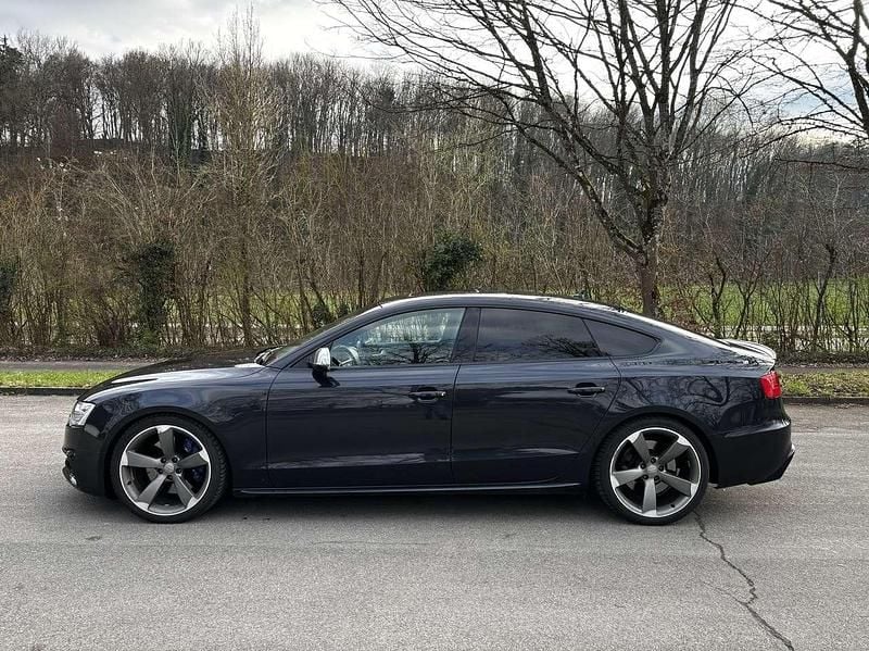 Blau Gebraucht 2015 Audi S5 Sportback Design Kleinwagen | 20.500 € (Etwas zu teuer) - Bild 1/4