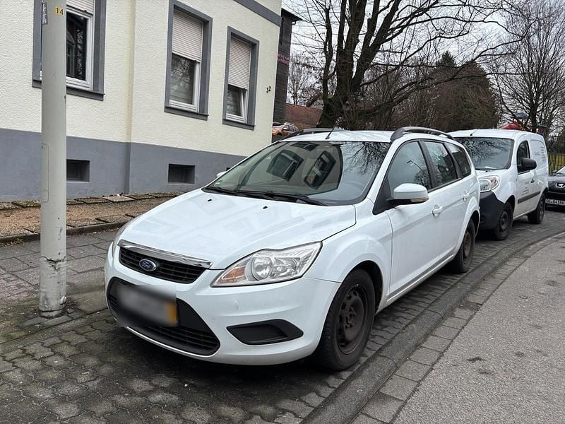 Gebraucht Ford Focus 109 PS (80 kW) 2009 Weiß Kombi