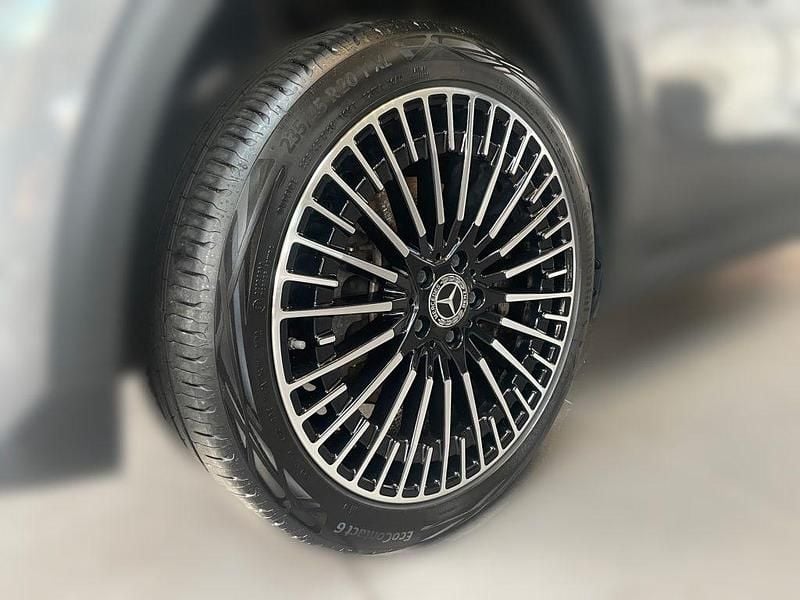 Gebraucht Mercedes EQA250 AMG 139 kW (190 PS) 2023 Metalliclack mountaingrau SUV